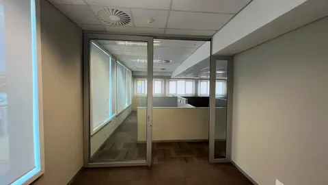 WhatsApp Image 2025-10-23 at 13.52.43.